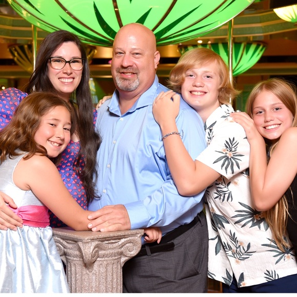 Meet your Posher, Nanette - Picture 3 of 8